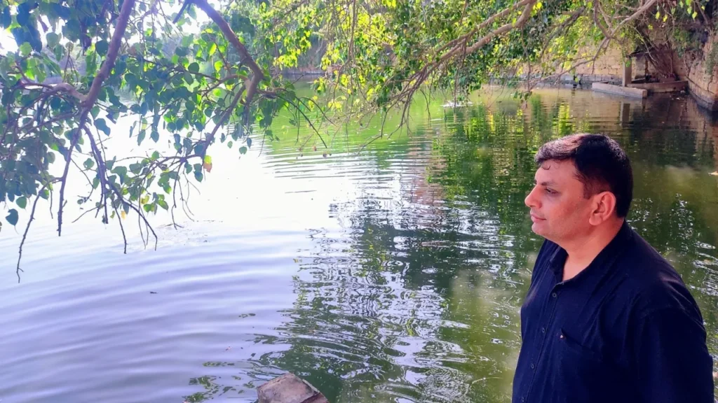 sacred narayan sarovar in kutch