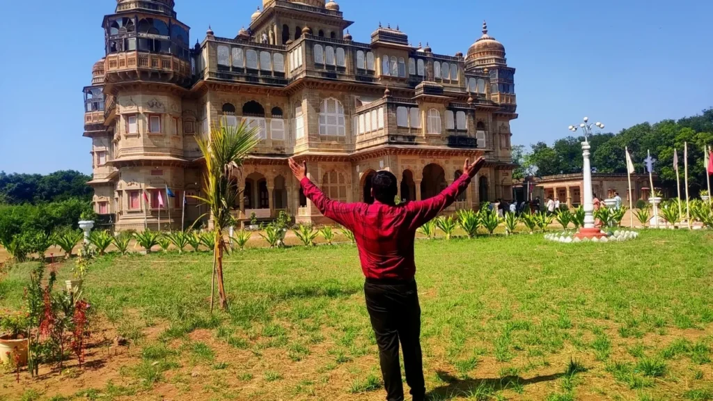 vijay vilas palace in mandvi of kutch
