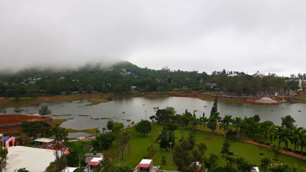 saputara lake view from sunotel