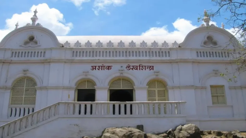 ashok shilalekh in junagadh